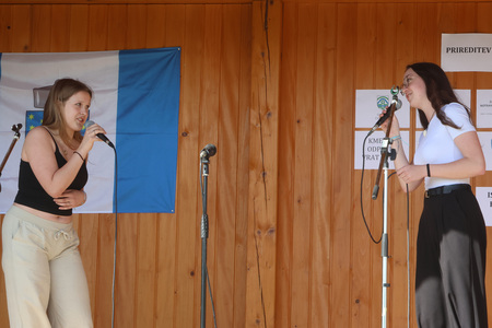 Kulturna prireditev Na lepi Menišiji 19 Foto Ljubo Vukelič